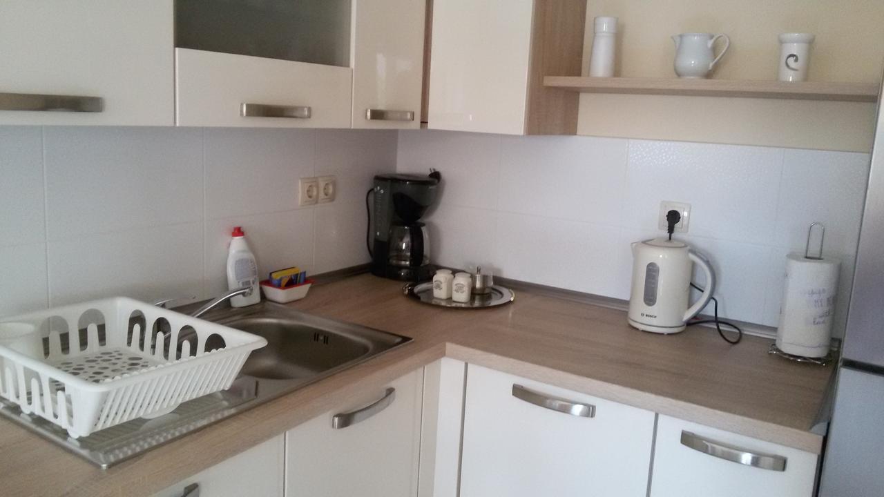 Apartman Viktorija Apartment Vodice Exterior photo